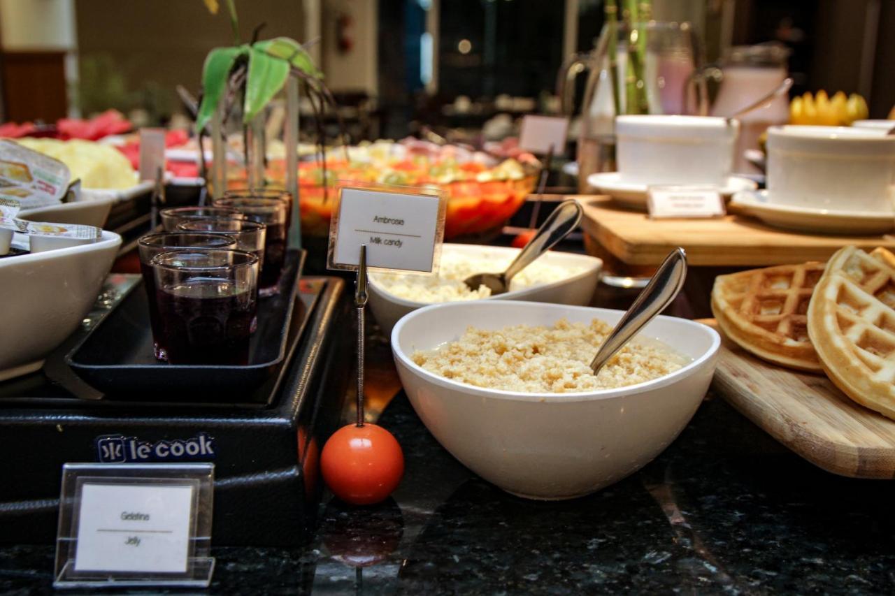 Bristol Centro Civico Curitiba Hotel ภายนอก รูปภาพ