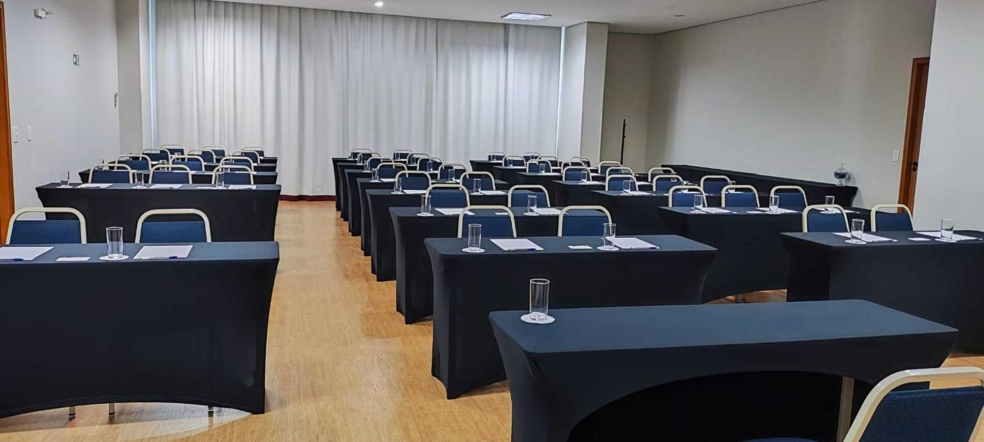 Bristol Centro Civico Curitiba Hotel ภายนอก รูปภาพ