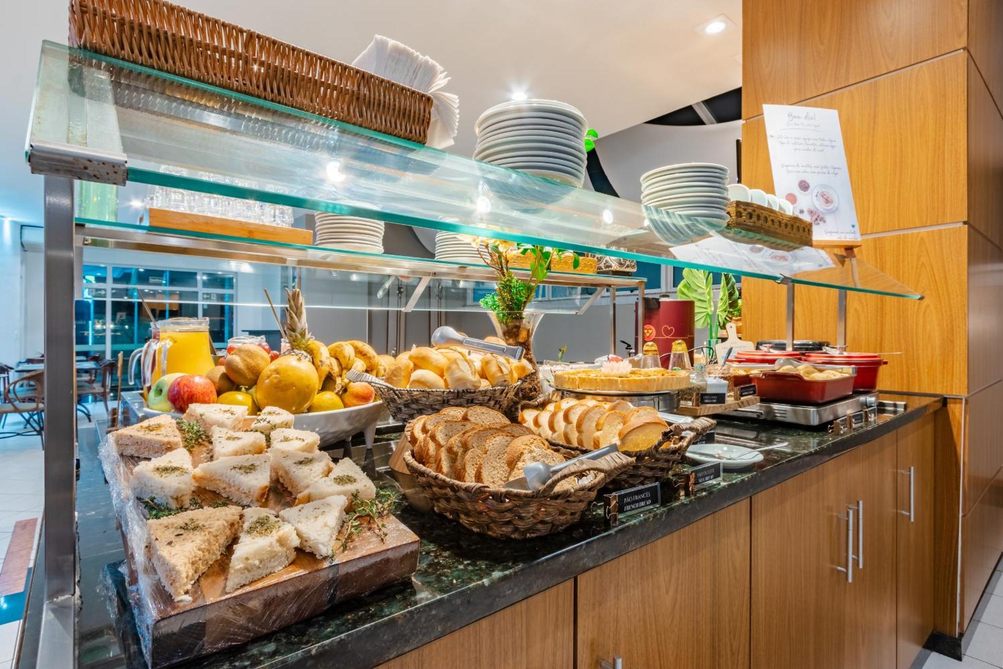 Bristol Centro Civico Curitiba Hotel ภายนอก รูปภาพ